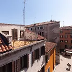 Gondola Venisejetaime Venedik